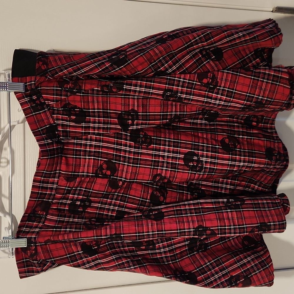 Torrid Red Plaid Black Skull Twill Skater Punk Goth Skirt - Picture 3 of 6